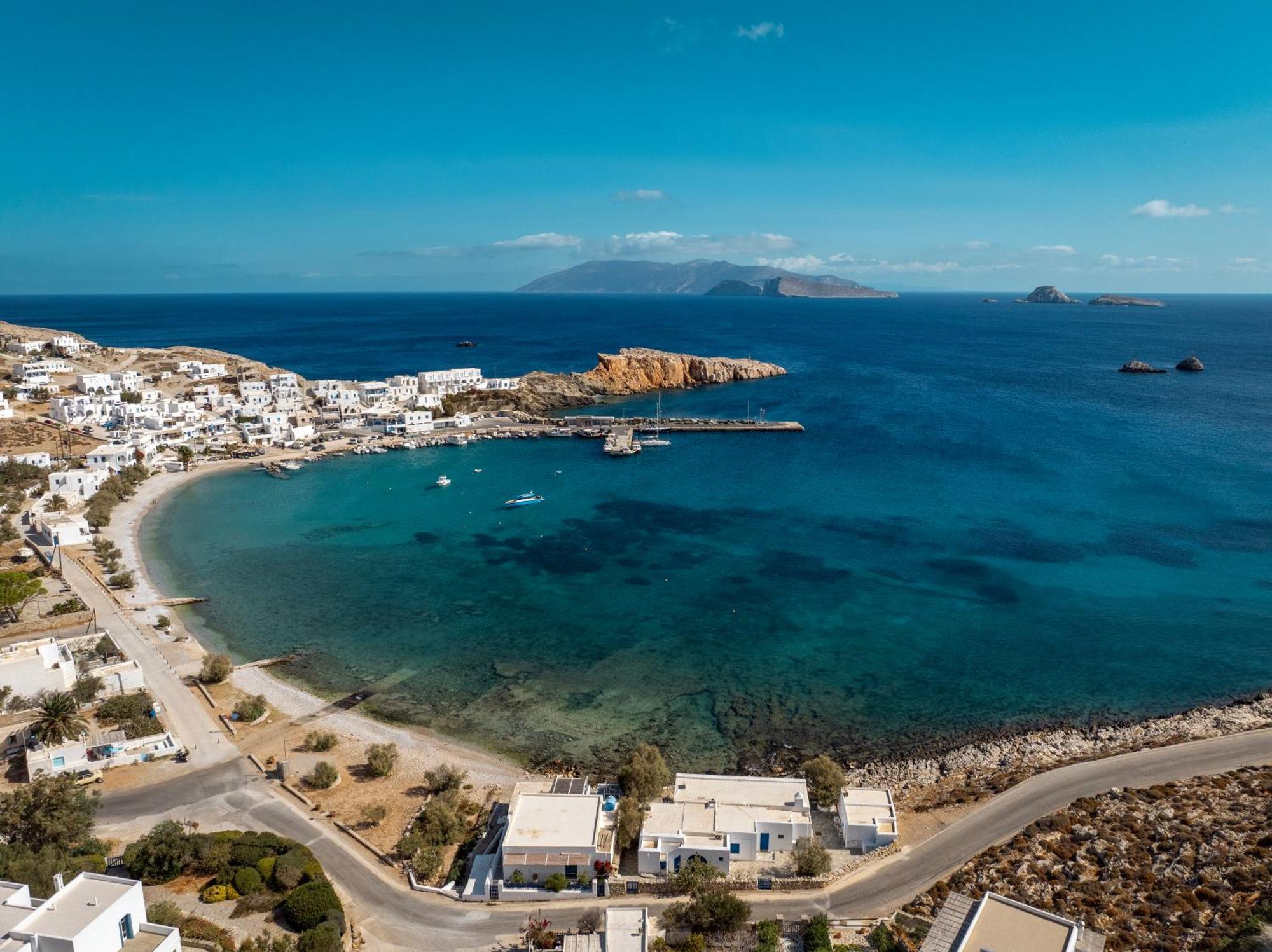 Aneton Residences Folegandros Karavostasis  Buitenkant foto