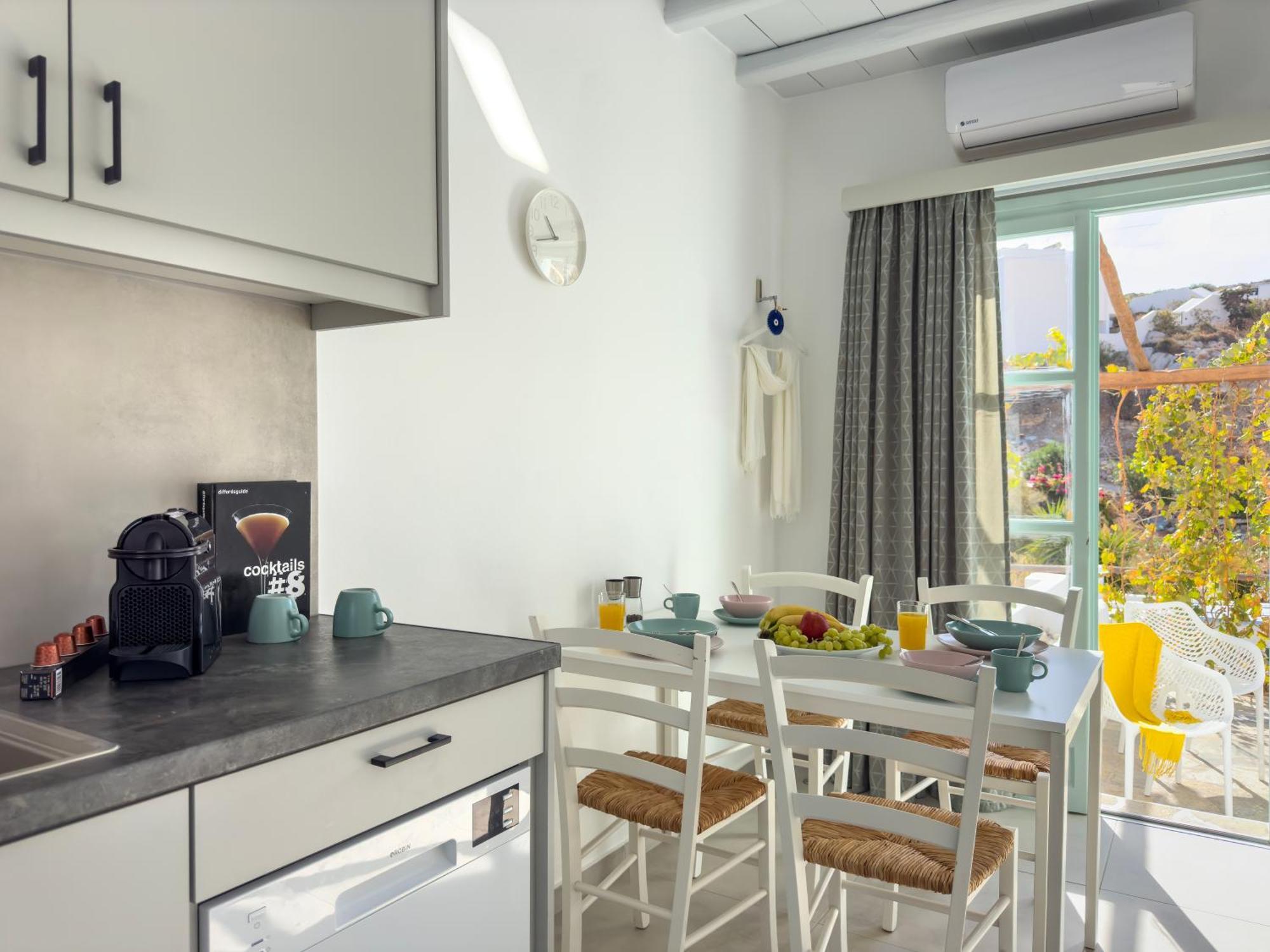 Aneton Residences Folegandros Karavostasis  Buitenkant foto