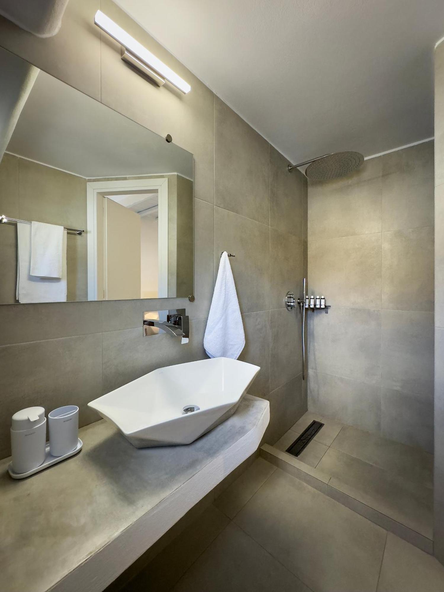 Aneton Residences Folegandros Karavostasis  Buitenkant foto